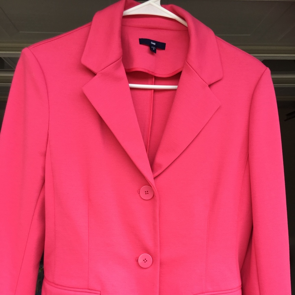 Gap Fuschia Suit Jacket 🧥